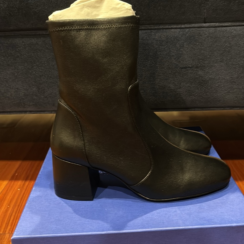 New in box Stuart Weitzman Black Sleek 60 Sock Bootie Size 10